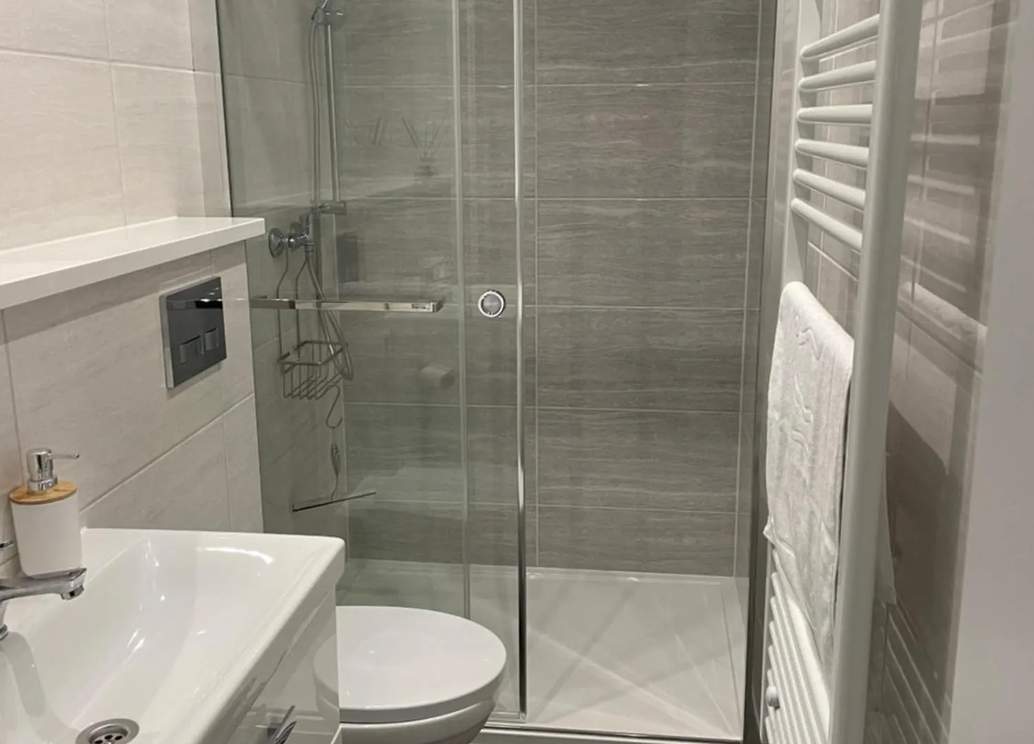 Karkonosky Apartamenty - Azalia Karpacz