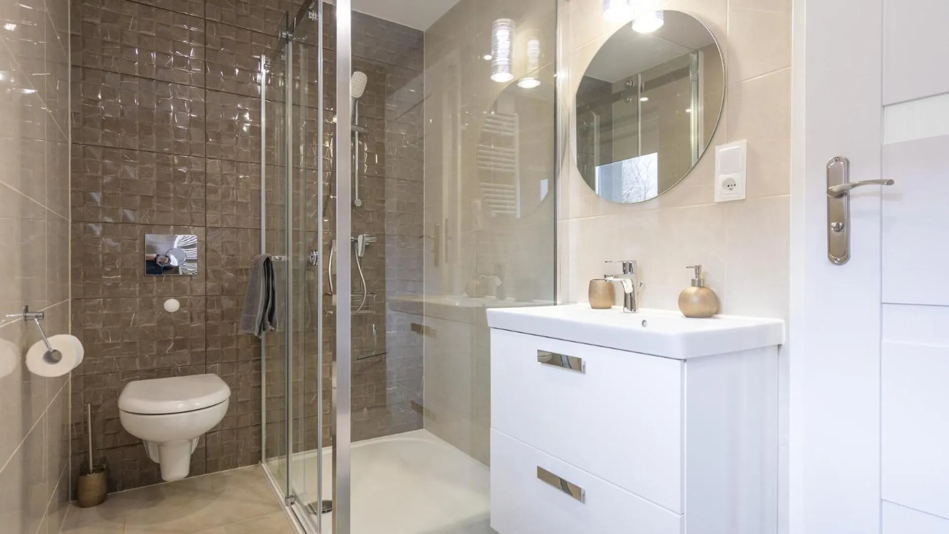 Karkonosky Apartamenty - Azalia Karpacz